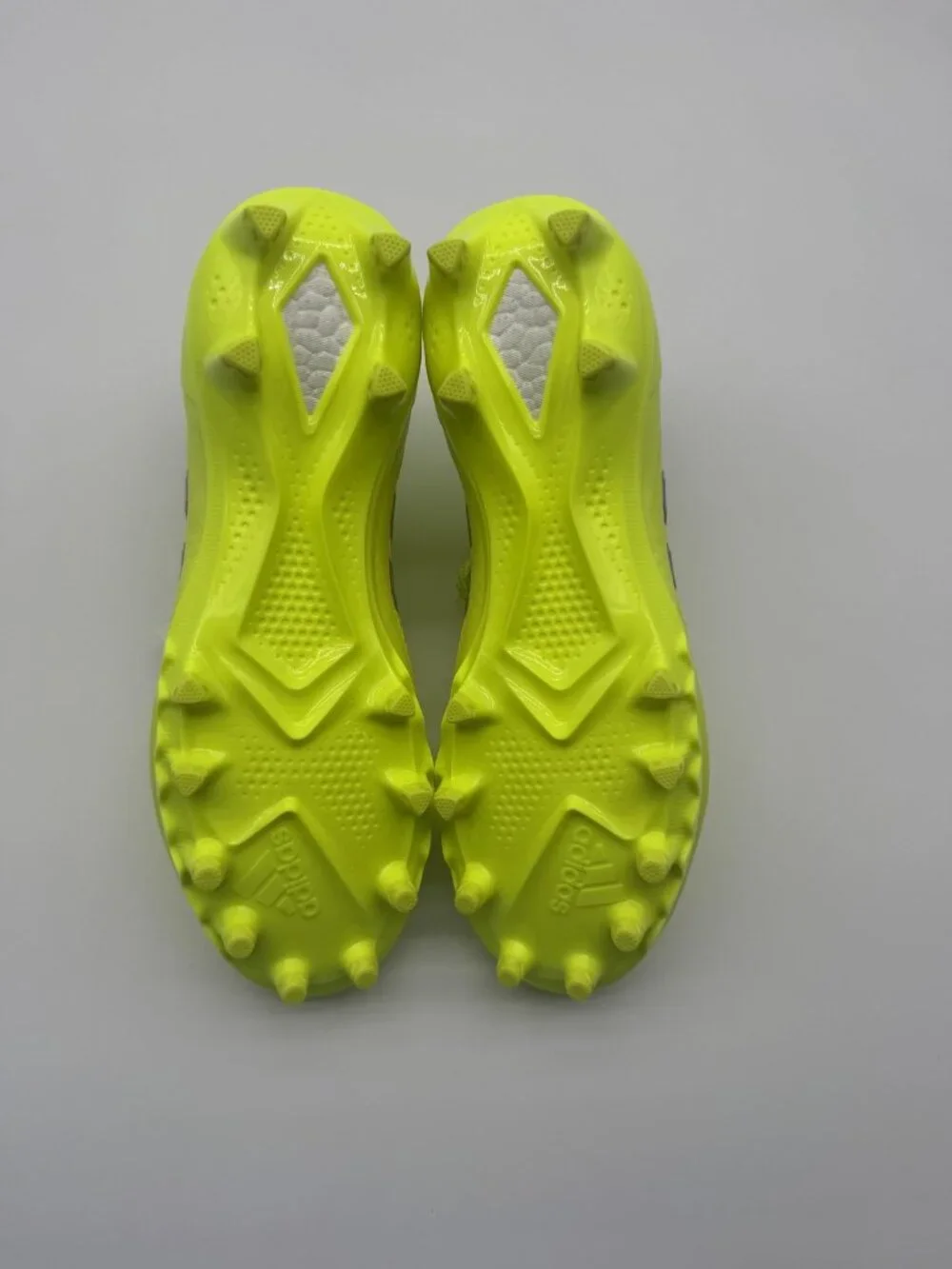 New Adidas Ultraboost Cleat Shoes Men's Size 9.5 Yellow Football JP7413